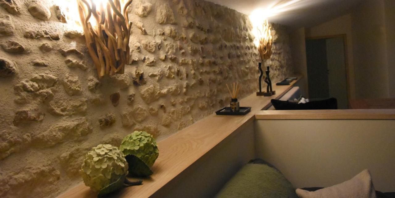 Girauderies Chambres D'Hotes/B+B Floirac  Екстер'єр фото